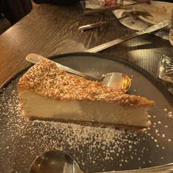Itri Wood Fired Pizza Bar - Cheesecake