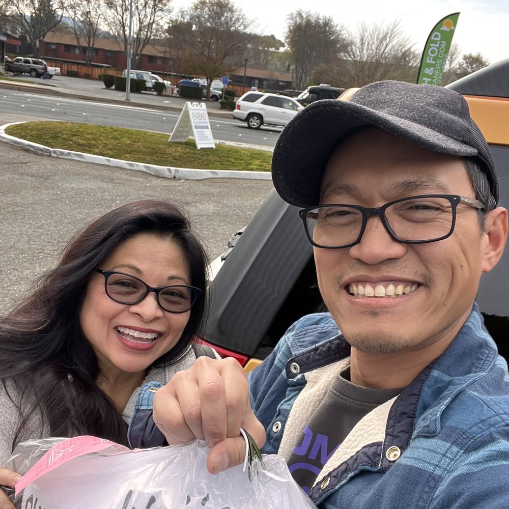 925 Cleaners+ - With the owner helping me load my newly cleaned clothes - Laundry Services Near Me - Concord, California 925 Cleaners+ - With the owner helping me load my newly cleaned clothes - Laundry Services Near Me - Concord, California