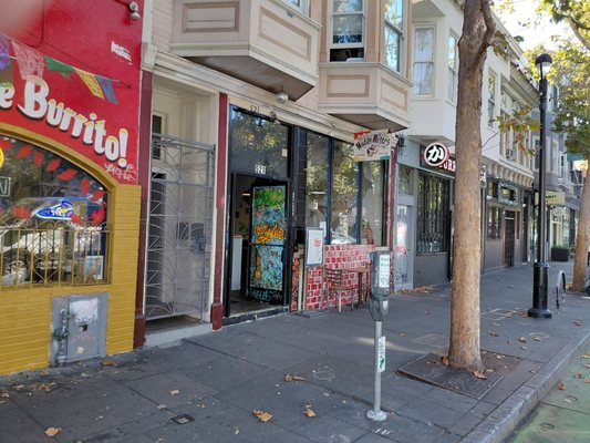 Muddy Waters Coffee & Lounge by null