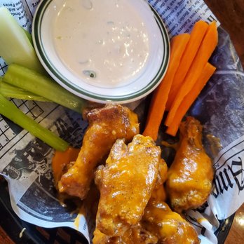 George's Corner - Wings w thai peanut sauce....meh - American Near Me - St George, Utah