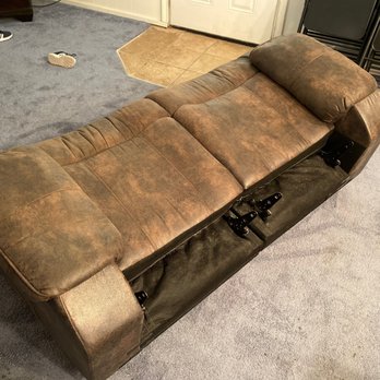 Mammoth Movers - Loveseat base - Movers Near Me - Odessa, Texas