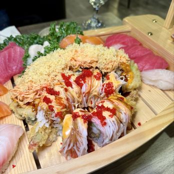 Koi Steakhouse & Sushi Bar - Volcano Roll and Pirates Roll - Sushi Bars Near Me - Monroeville, Pennsylvania