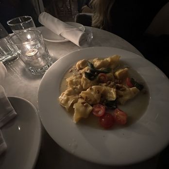 Laurel Hardware - Pasta - New American Near Me - West Hollywood, California