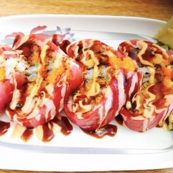 Osaka Hibachi & Sushi - Delicious sushi!