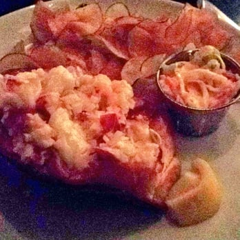 Row 34 - Seaport - Warm buttered lobster roll - New American Near Me - Boston, Massachusetts