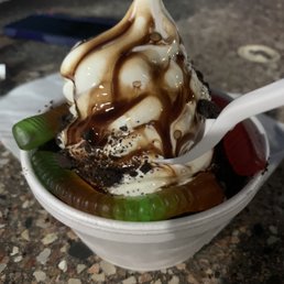 Dirt cup