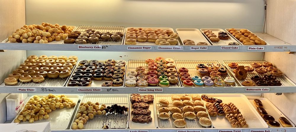 At Donuts Logo