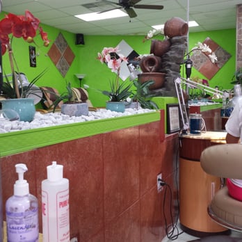 Nails 2000 - Nail Salons Near Me - Desoto, Texas