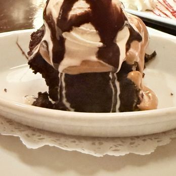 Salvatore's Steakhouse - Chocolate peanut butter cake - Steakhouses Near Me - Hamden, Connecticut