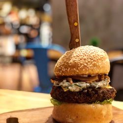 SMOQUE bar + bistro - Keto Earth Burger Mushroom Chickpea