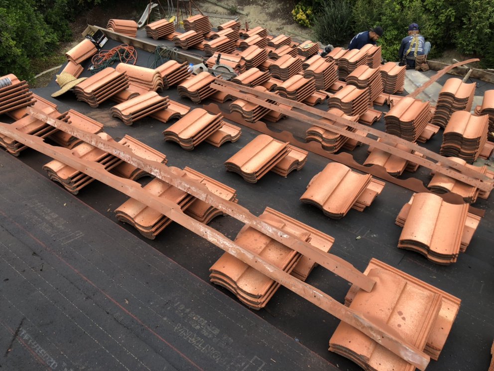 Slide of Frank Delgado Roofing