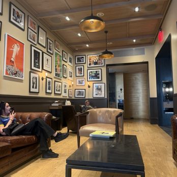 noa a café - Lounge area - Cafes Near Me - New York, New York noa a café - Lounge area - Cafes Near Me - New York, New York