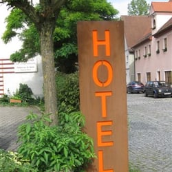 Alte Nagelschmiede - Eigener Hotelparkplatz