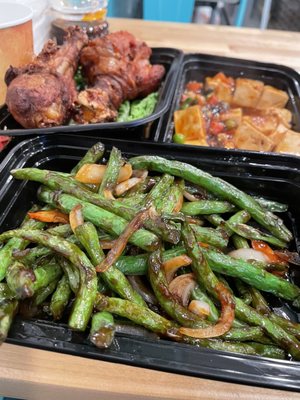 Potluck Cafe by null