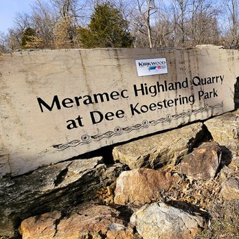 Meramec Highlands Quarry - Sign at the entrance - Hiking Near Me - Saint Louis, Missouri
