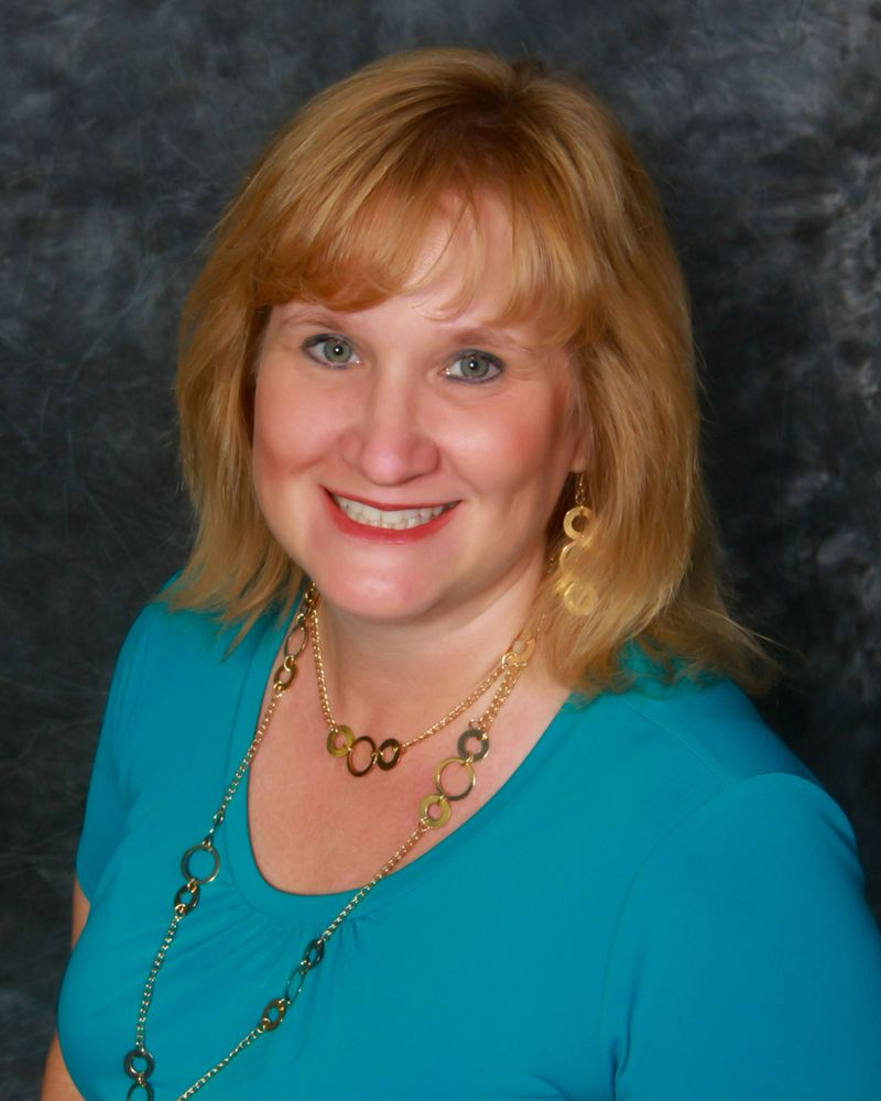 SUNCOAST PREMIER GROUP, AMY SOTO & KIM AGUILARLPT REALTY Real Estate