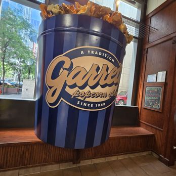 Garrett Popcorn Shops - Popcorn Shops Near Me - Chicago, Illinois
