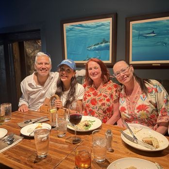 Rainbow Lodge - New American Near Me - Houston, Texas