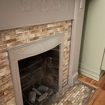 Lamothe House Hotel - Fireplace in room - Hotels Near Me - New Orleans, Louisiana Lamothe House Hotel - Fireplace in room - Hotels Near Me - New Orleans, Louisiana