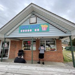 Papa Tom's Drive In Restaurant