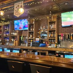 O'Reilly's Irish Bar & Restaurant - Great bar