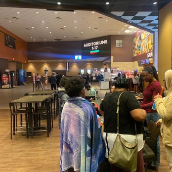 Cinemark Dallas XD and IMAX - Main concessions - Cinema Near Me - Dallas, Texas