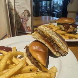Kids cheeseburger meal Kids cheeseburger meal
