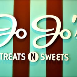 JoJo's Treats N' Sweets - What a great find! This place has a wonderful story of entrepreneurship in the midst of recession... and delicious treats. :)