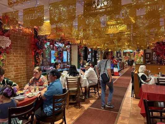 Mi Tierra Cafe y Panaderia by null