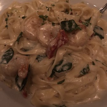 Acqua e Farina - Fettuccine gamberetti - Italian Near Me - Hayward, California