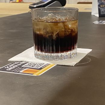 Tap & Pour - Jack and coke - Airport Lounges Near Me - Reno, Nevada