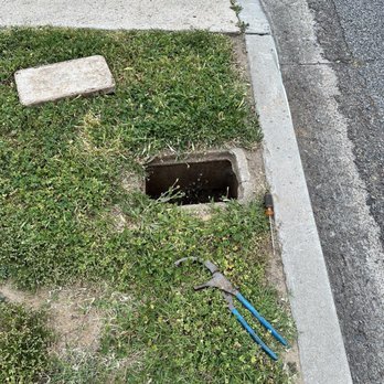 Elite Rooter - This is crazy, left this open with their tools? City walkway. Hazard - Plumbing Near Me - San Diego, California Elite Rooter - This is crazy, left this open with their tools? City walkway. Hazard - Plumbing Near Me - San Diego, California