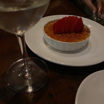 Halyards Restaurant - Vanilla Cream Crème Brûlée - Seafood Near Me - Saint Simons Island, Georgia