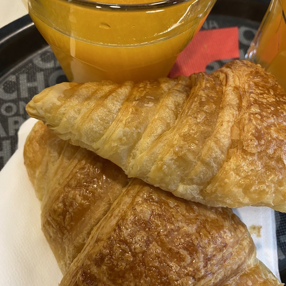 Le Palais des Pains - Croissants and Orange Juice - Bakeries Near Me - Cannes, 06