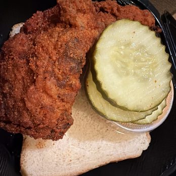 Dave's Hot Chicken - Side: 1 tender mild - Chicken Shop Near Me - Los Angeles, California