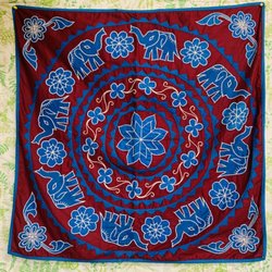 Honeypot - Embroidery and appliqué wall hanging
