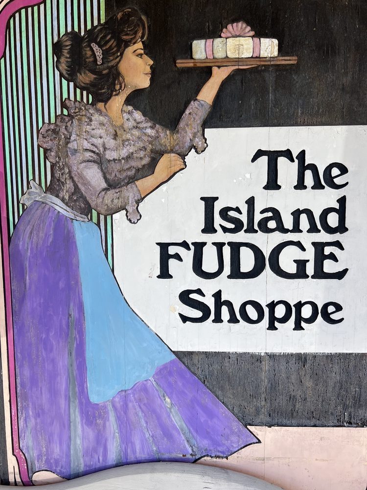 The Island Fudge Shoppe Logo
