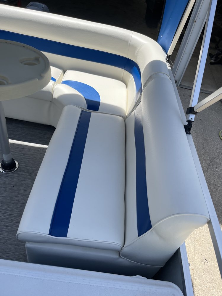 A Lake Effect Upholstery - upholstery in Saugatuck, MI