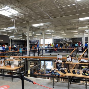 REI - 2nd Level - Rock Climbing Near Me - Woodbridge, Virginia REI - 2nd Level - Rock Climbing Near Me - Woodbridge, Virginia