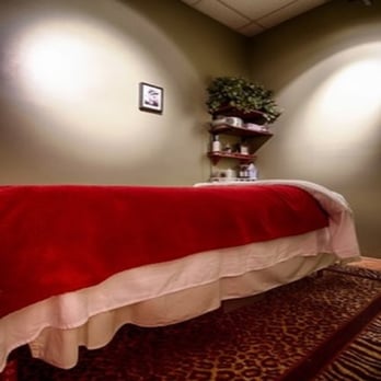 Northshore Nails and Day Spa - Massage Room - Day Spas Near Me - Glenview, Illinois Northshore Nails and Day Spa - Massage Room - Day Spas Near Me - Glenview, Illinois