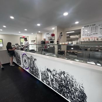Modern Milk Bar - Ice Cream & Frozen Yogurt Near Me - Sheffield, Massachusetts