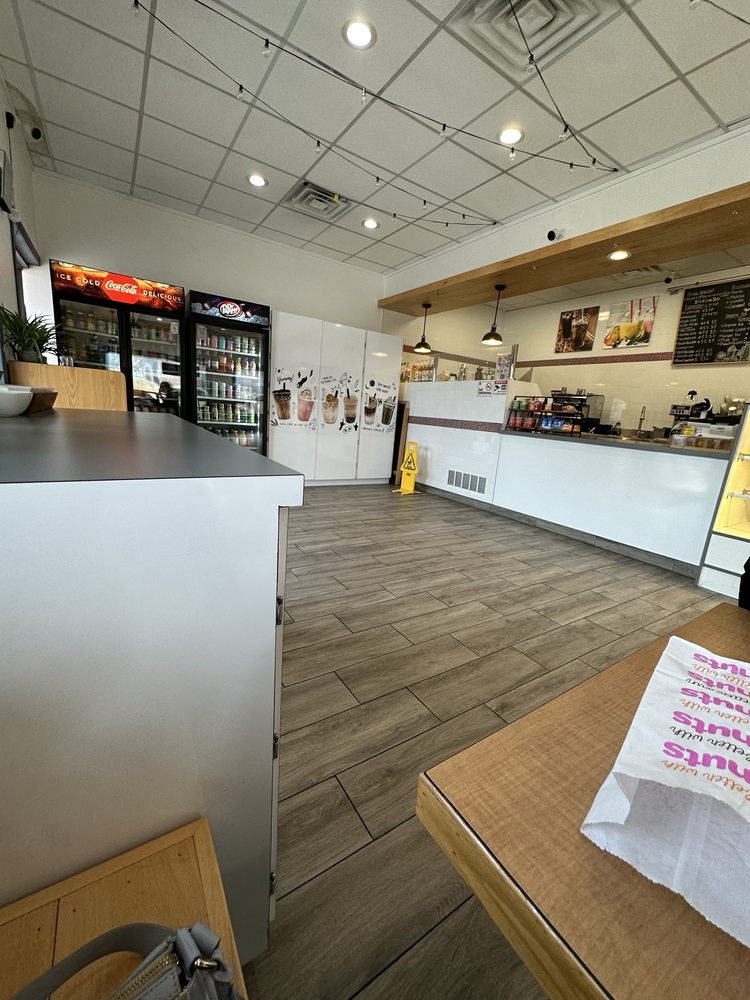NewSong Donut & Cafe Logo