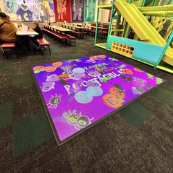 Chuck E. Cheese - Dance Floor