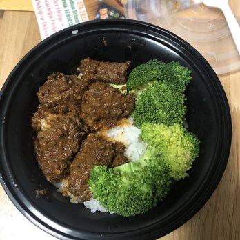 Nora Asian Fresh - Spicy Beef rice bowl. 5 chunks of tough, dried up beef and 4 pieces of broccoli. - Asian Fusion Near Me - Phoenix, Arizona