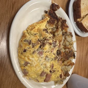 Avenue Grill - Meat omelette - American Near Me - Lodi, California Avenue Grill - Meat omelette - American Near Me - Lodi, California