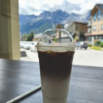 Beamer's Coffee Bar - Coffee & Tea Near Me - Canmore, Alberta Beamer's Coffee Bar - Coffee & Tea Near Me - Canmore, Alberta