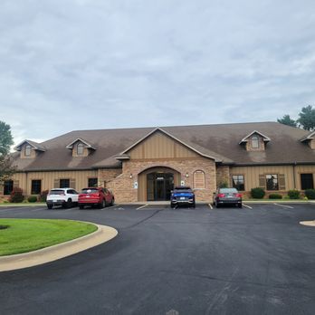 Summit Health Clinic - We are located in Battlefield Office Park Building B, Suite 106. - Weight Loss Centers Near Me - Springfield, Missouri Summit Health Clinic - We are located in Battlefield Office Park Building B, Suite 106. - Weight Loss Centers Near Me - Springfield, Missouri