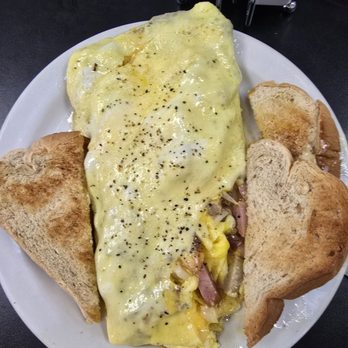 Island City Cafe - River omelette all the meats all the veggies and cheese, wheat toast. - Desserts Near Me - Sabula, Iowa Island City Cafe - River omelette all the meats all the veggies and cheese, wheat toast. - Desserts Near Me - Sabula, Iowa