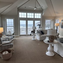 Addy Sea Historic Oceanfront Inn