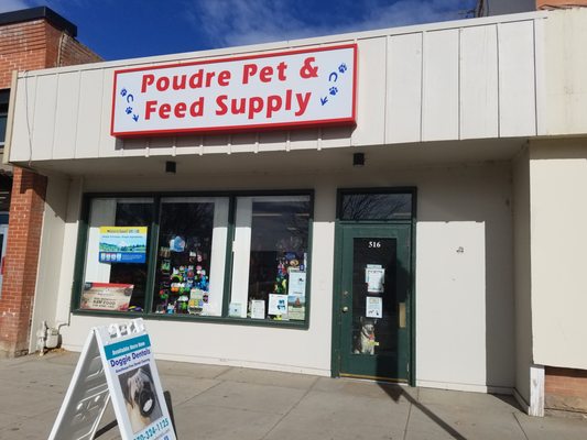 poudre feed supply